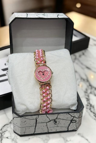 Women’s Stainless Steel Bracelet Watch – Pink Chain Strap, Quartz Movement, Water Resistant, 12-Hour Display
