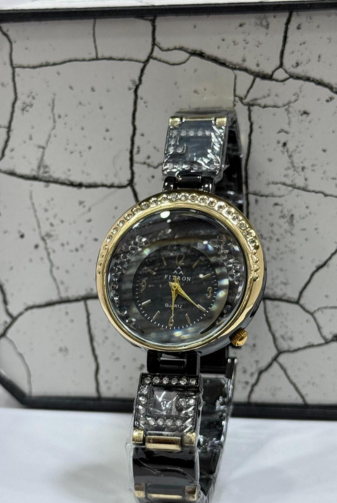 Men’s Stainless Steel Analogue Watch – Round Case, Black & Golden, 6 Inches